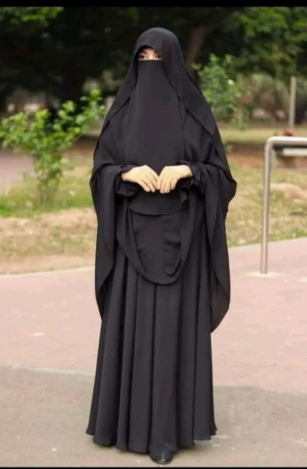 তাকওয়া বোরকা সেট. (Taqwa Burka Set)