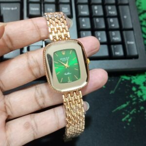 green color girls watch